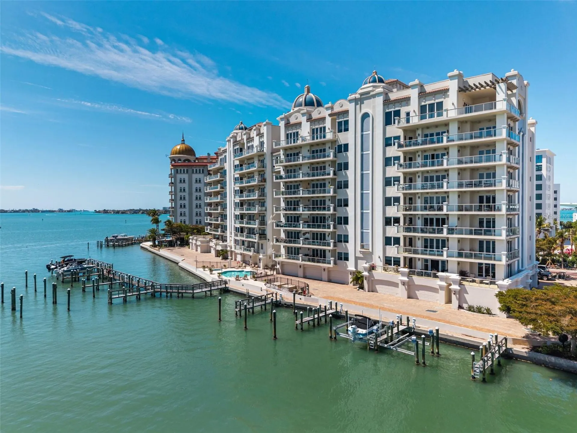 464 Golden Gate Point Sarasota FL 34236