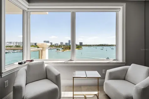 464 Golden Gate Point Sarasota FL 34236