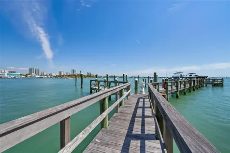 464 Golden Gate Point Sarasota FL 34236