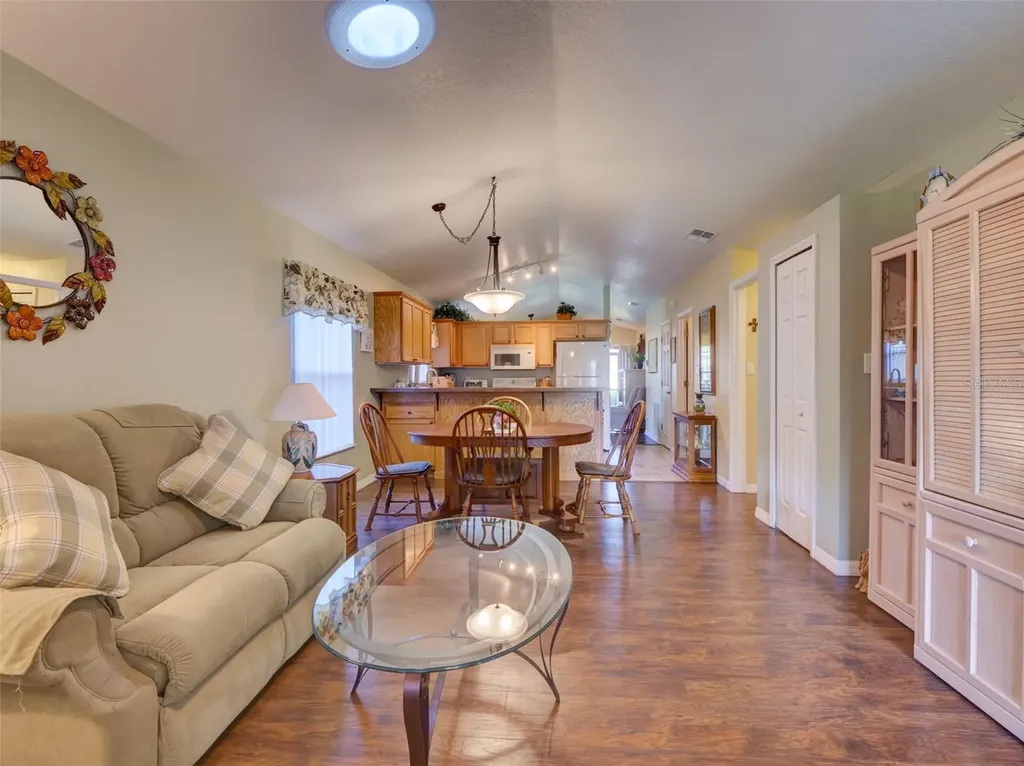 25134 Cranes Roost Circle Leesburg FL 34748