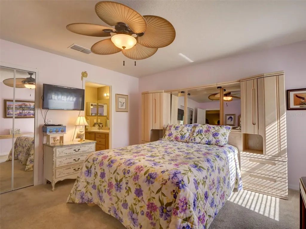 25134 Cranes Roost Circle Leesburg FL 34748
