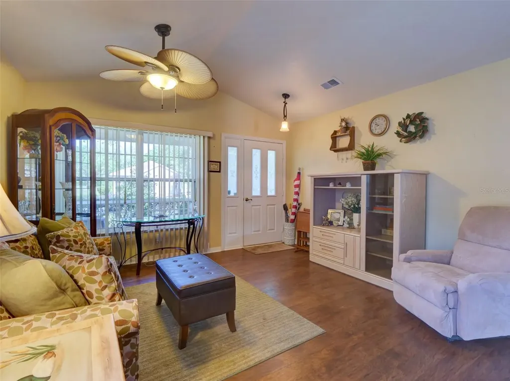 25134 Cranes Roost Circle Leesburg FL 34748
