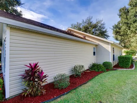 25134 Cranes Roost Circle Leesburg FL 34748