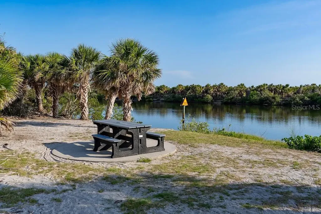1023 Deer Run Venice FL 34293