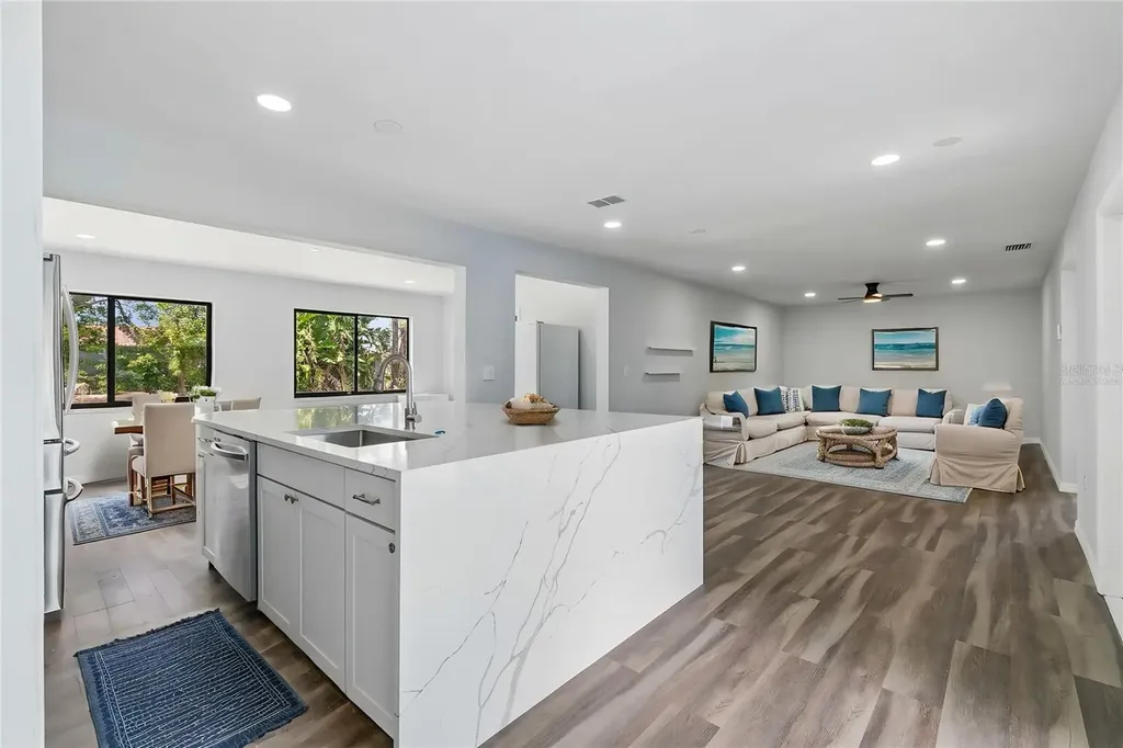 1023 Deer Run Venice FL 34293