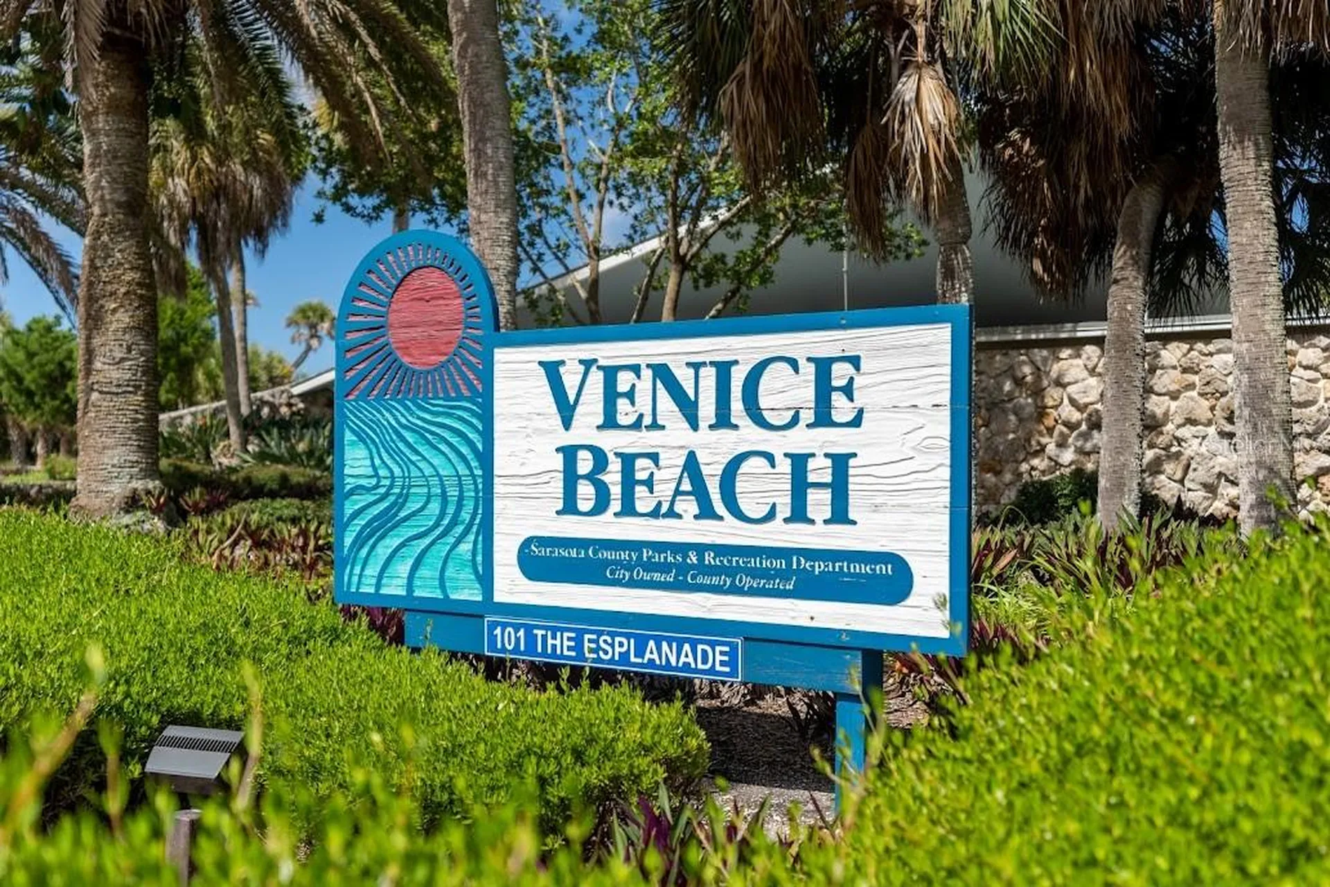 1023 Deer Run Venice FL 34293