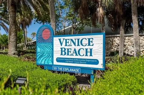 1023 Deer Run Venice FL 34293