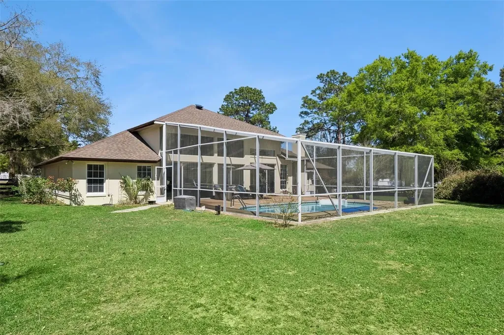 6270 NE 49th Street Silver Springs FL 34488