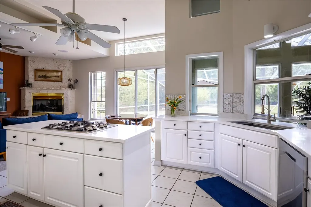 6270 NE 49th Street Silver Springs FL 34488