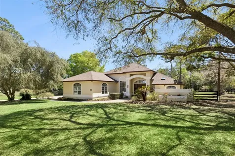 6270 NE 49th Street Silver Springs FL 34488