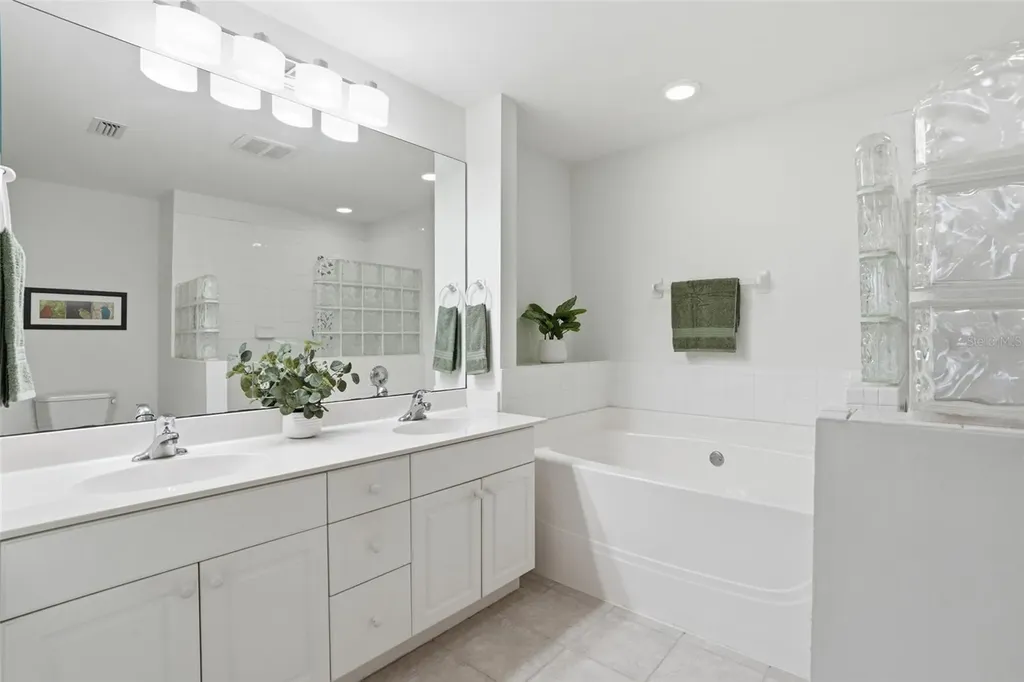 15153 Oxford Cove Fort Myers FL 33919
