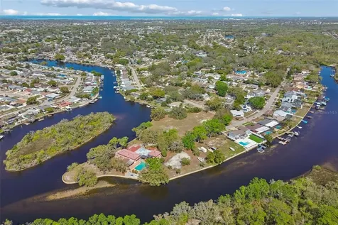 1238 Flotilla Drive Holiday FL 34690