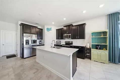 13 White Horse Way Groveland FL 34736