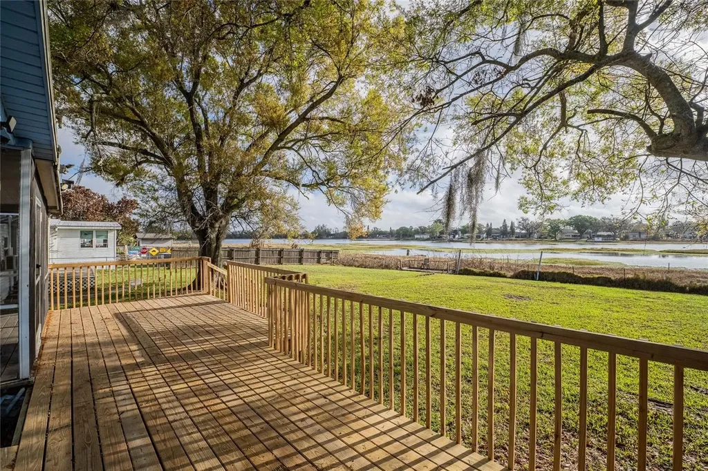 1154 Country Club Lane Lakeland FL 33801