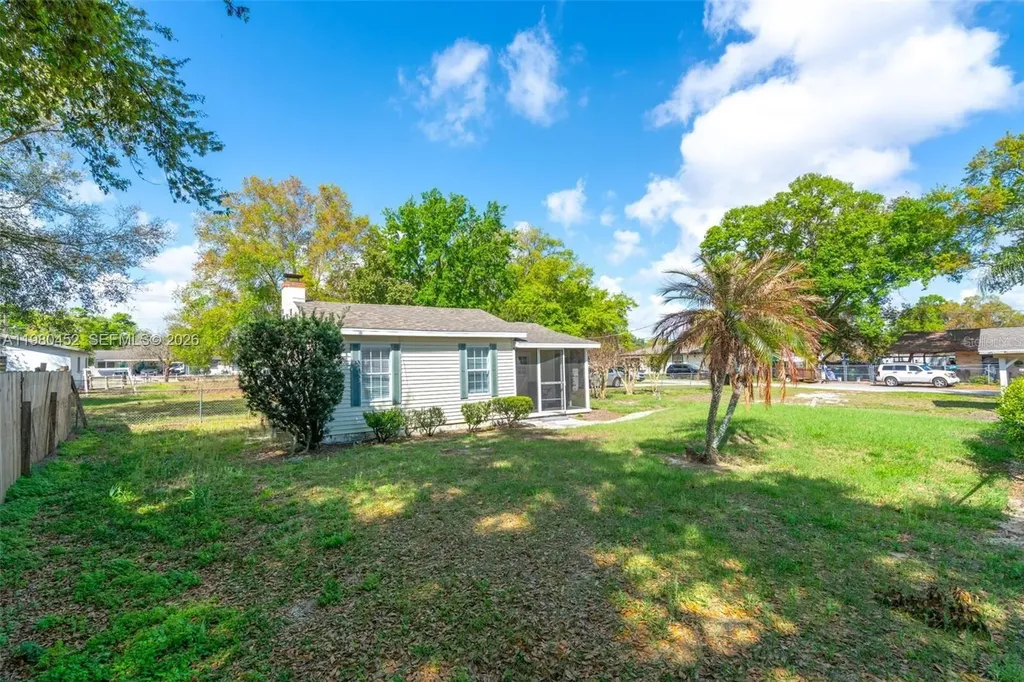 1215 26th Street NW Winter Haven FL 33881