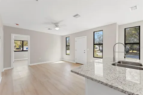 3901 45th Avenue N St Petersburg FL 33714