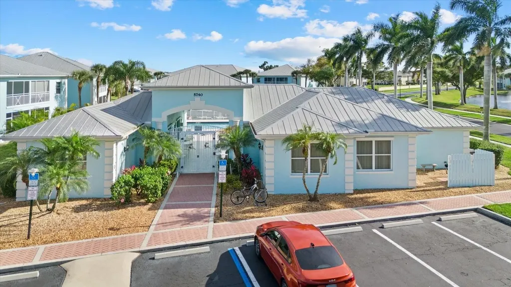 5751 Sabal Trace Drive North Port FL 34287