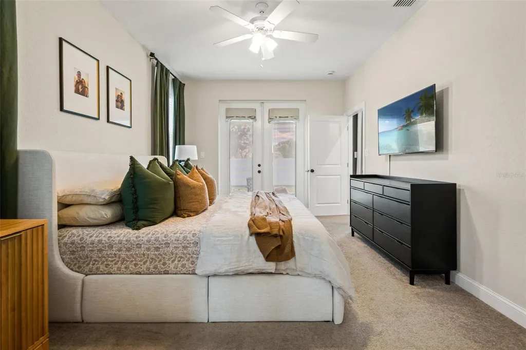 5210 94th Avenue N Pinellas Park FL 33782