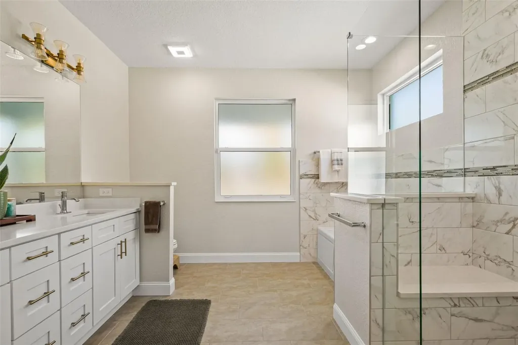 5210 94th Avenue N Pinellas Park FL 33782