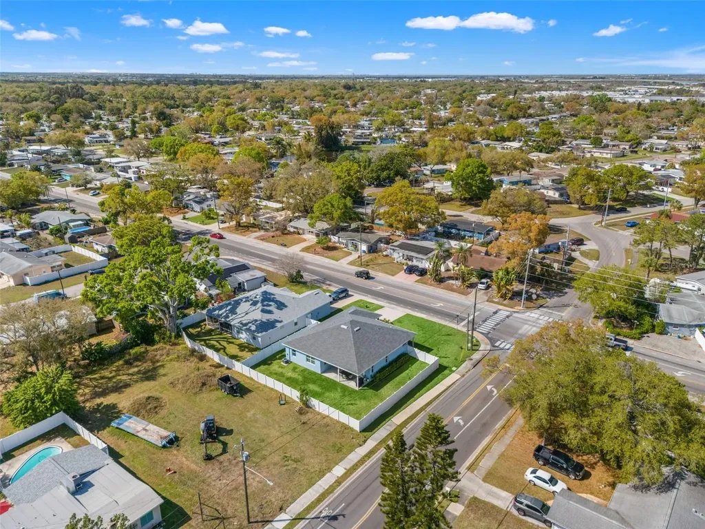 5210 94th Avenue N Pinellas Park FL 33782