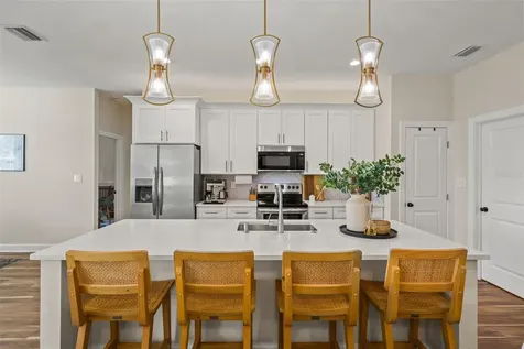 5210 94th Avenue N Pinellas Park FL 33782