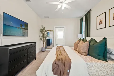 5210 94th Avenue N Pinellas Park FL 33782