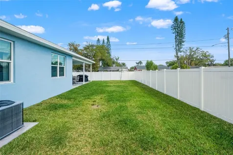 5210 94th Avenue N Pinellas Park FL 33782