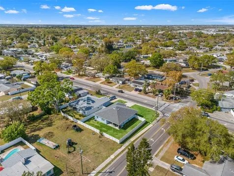 5210 94th Avenue N Pinellas Park FL 33782