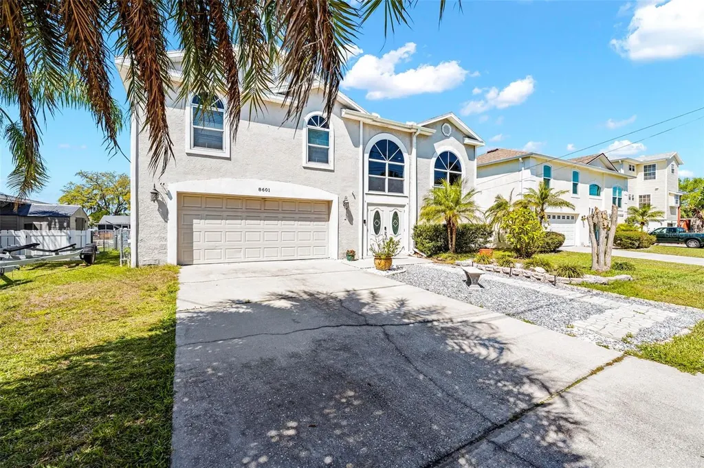 8601 Old Post Road Port Richey FL 34668