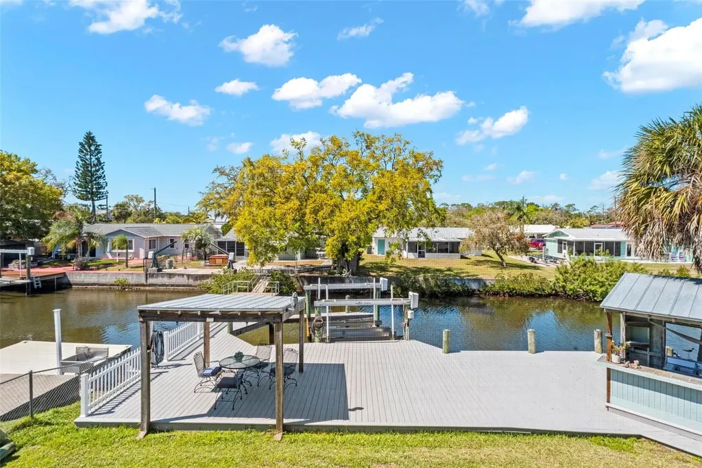 8601 Old Post Road Port Richey FL 34668