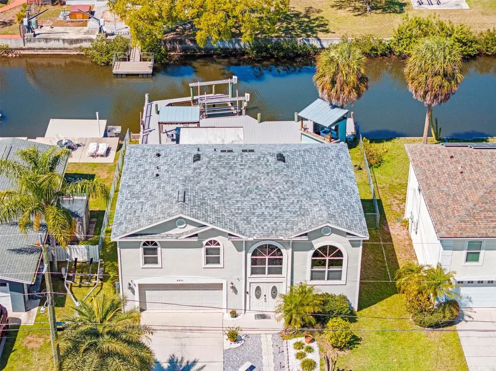 8601 Old Post Road Port Richey FL 34668