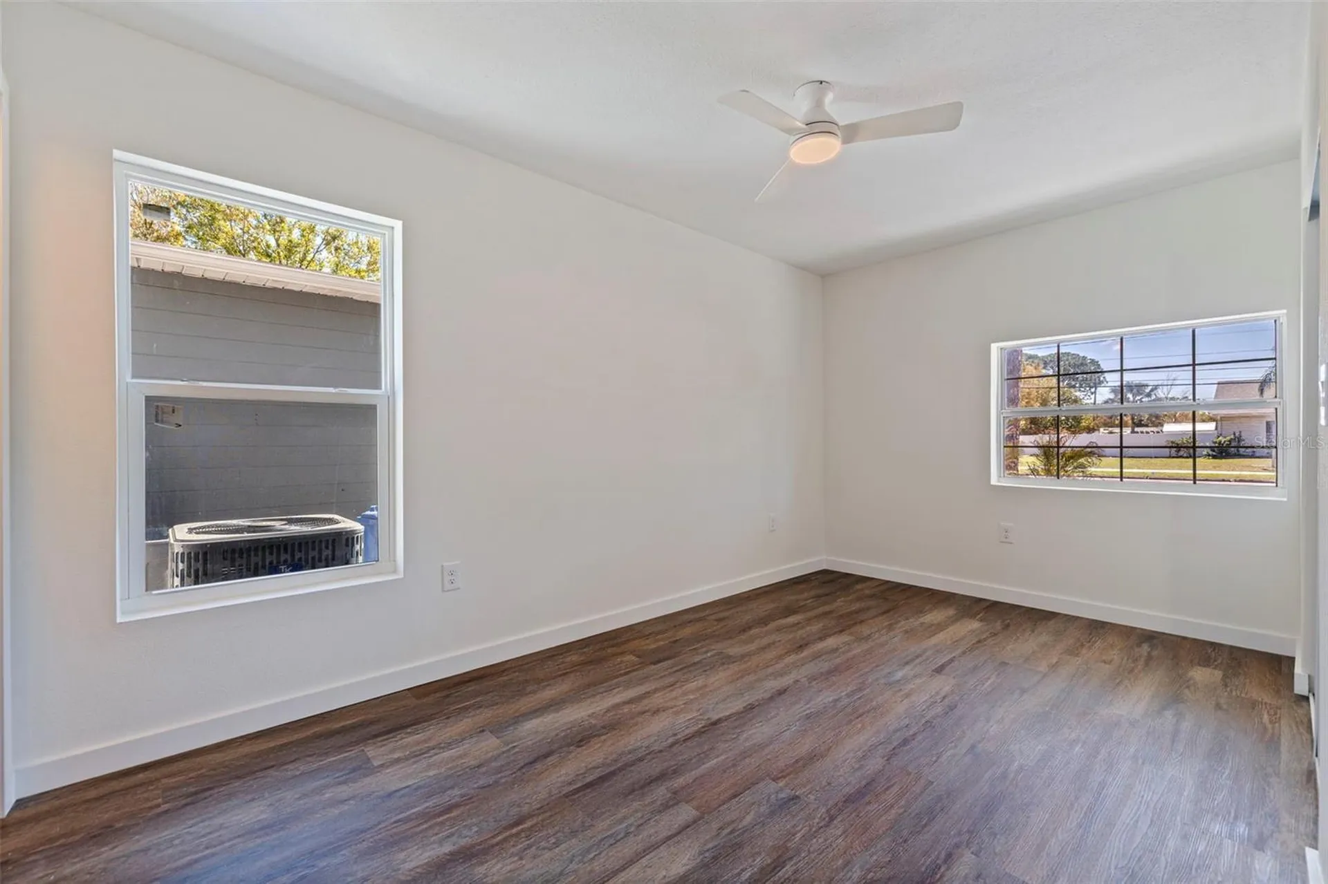 737 62nd Avenue N St Petersburg FL 33702