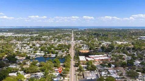 737 62nd Avenue N St Petersburg FL 33702