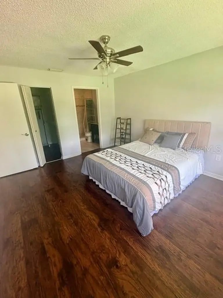 5450 Longwood Run Boulevard Sarasota FL 34243