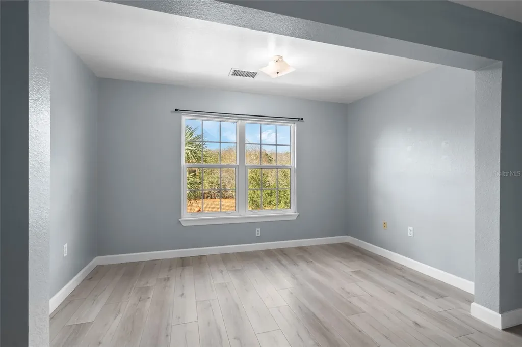5459 Vineland Road Orlando FL 32811