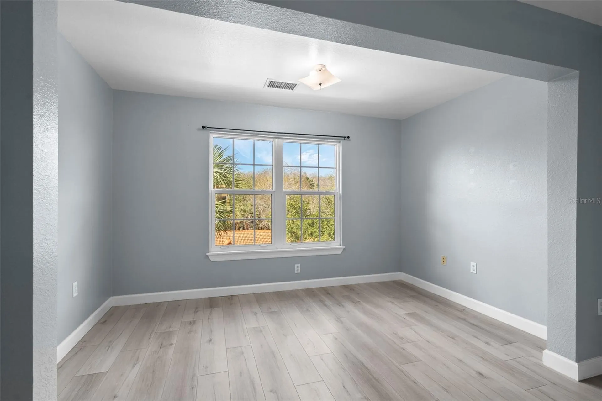 5459 Vineland Road Orlando FL 32811