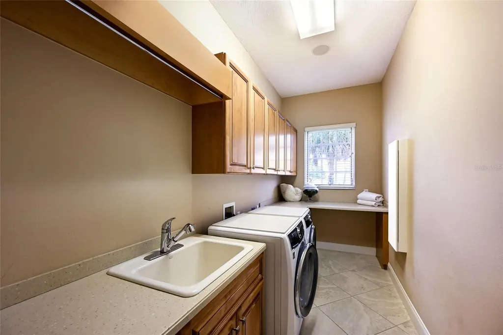 3809 Founders Club Drive Sarasota FL 34240