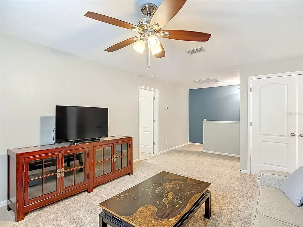 12516 Streamdale Drive Tampa FL 33626