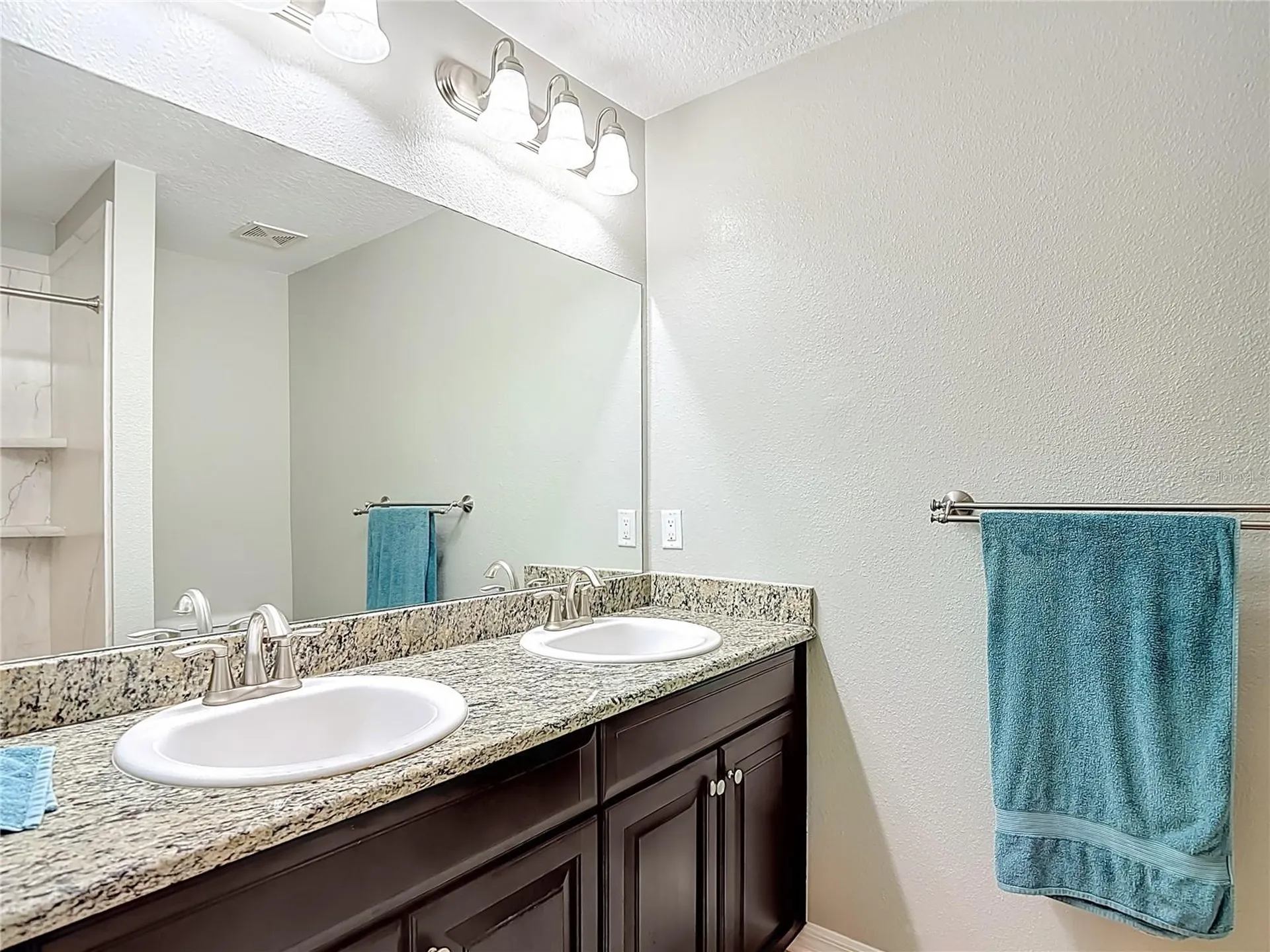 12516 Streamdale Drive Tampa FL 33626