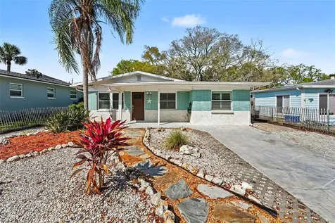 318 Bath Street Tarpon Springs FL 34689