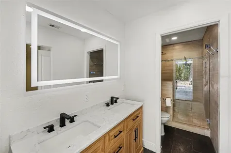 318 Bath Street Tarpon Springs FL 34689