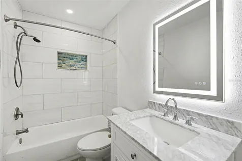 318 Bath Street Tarpon Springs FL 34689