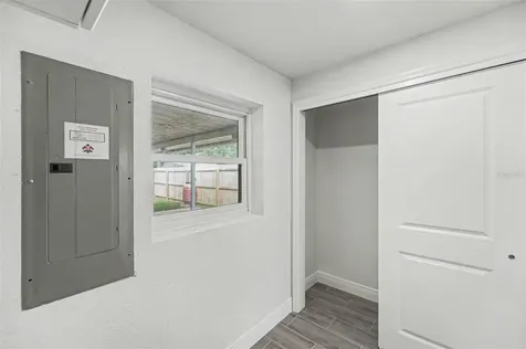 318 Bath Street Tarpon Springs FL 34689