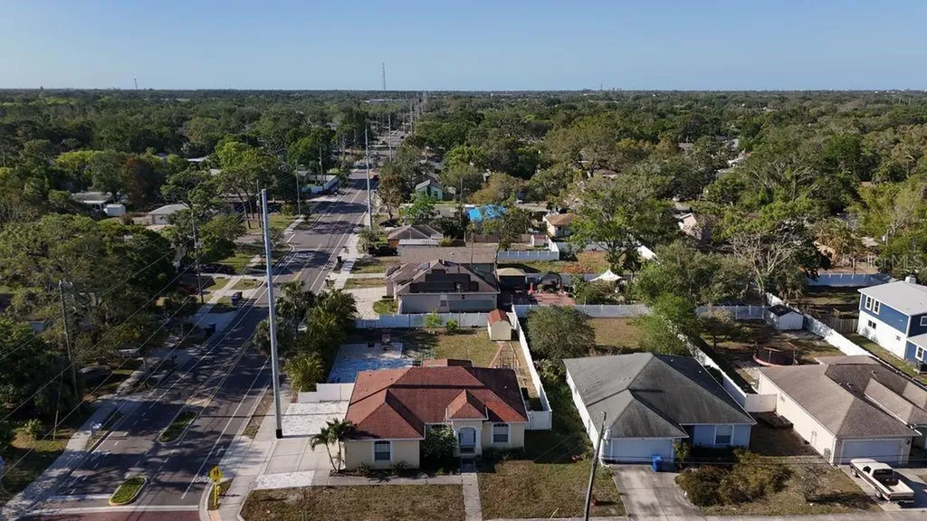 2402 Dryer Avenue Largo FL 33770