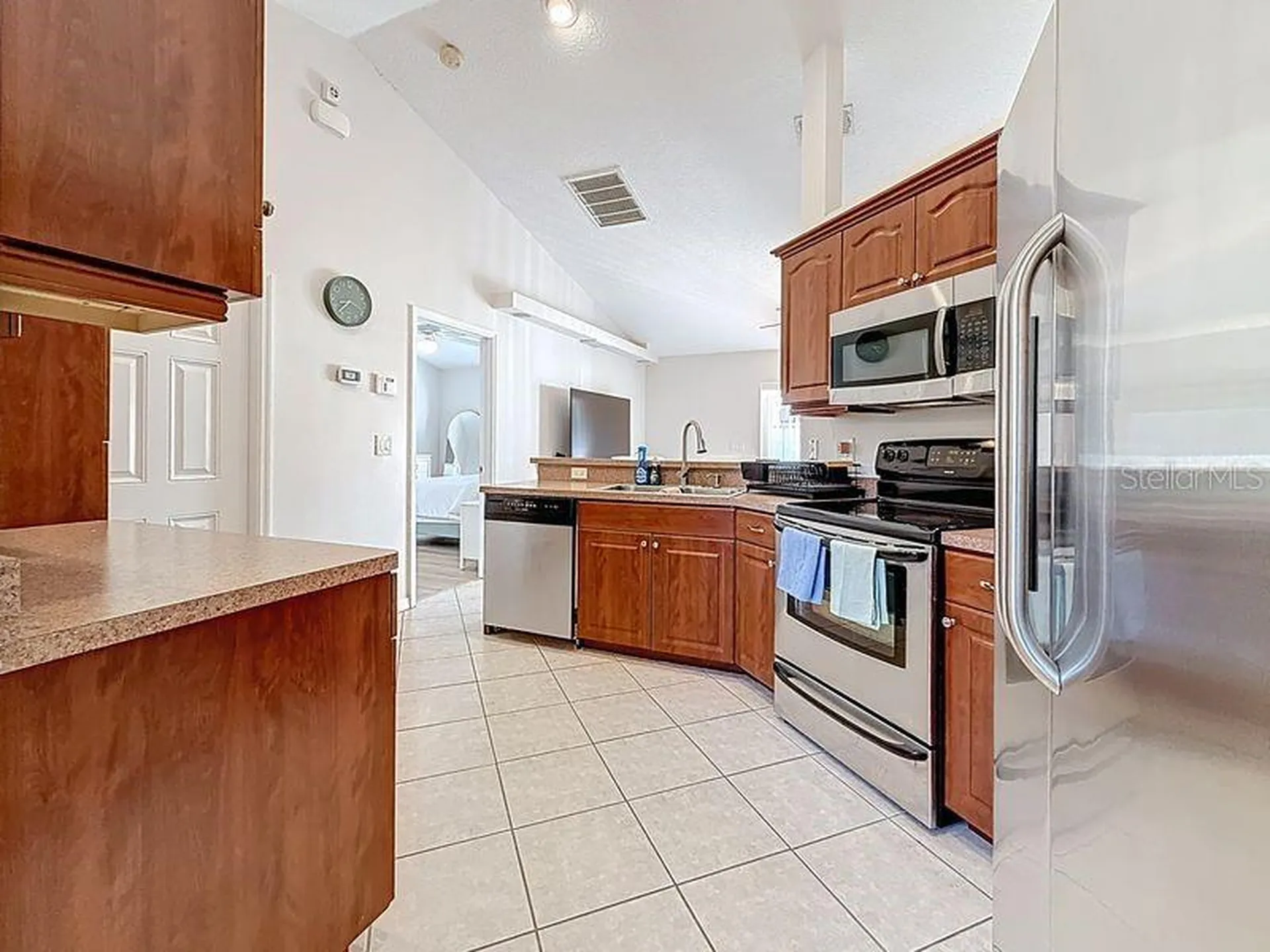 2402 Dryer Avenue Largo FL 33770