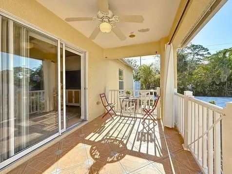 2402 Dryer Avenue Largo FL 33770