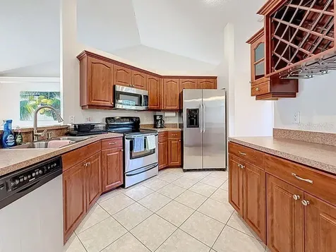 2402 Dryer Avenue Largo FL 33770