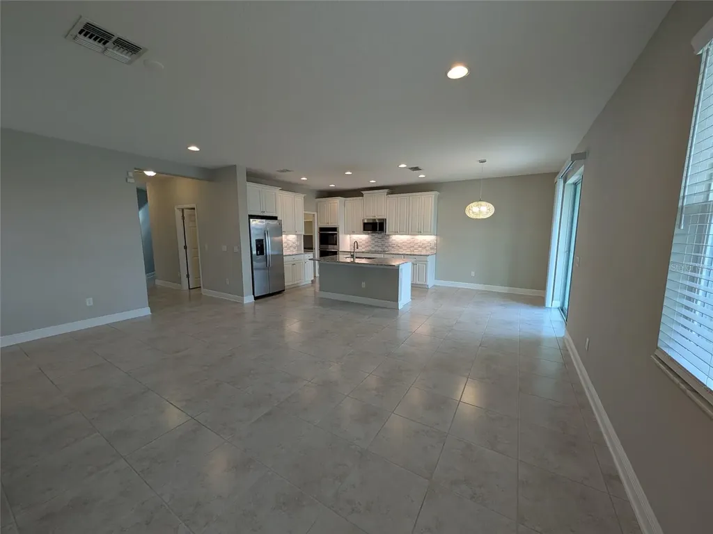 7545 Pool Compass Loop Wesley Chapel FL 33545