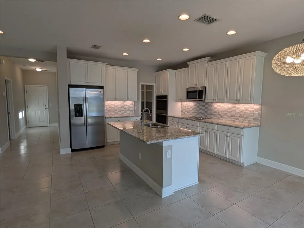 7545 Pool Compass Loop Wesley Chapel FL 33545
