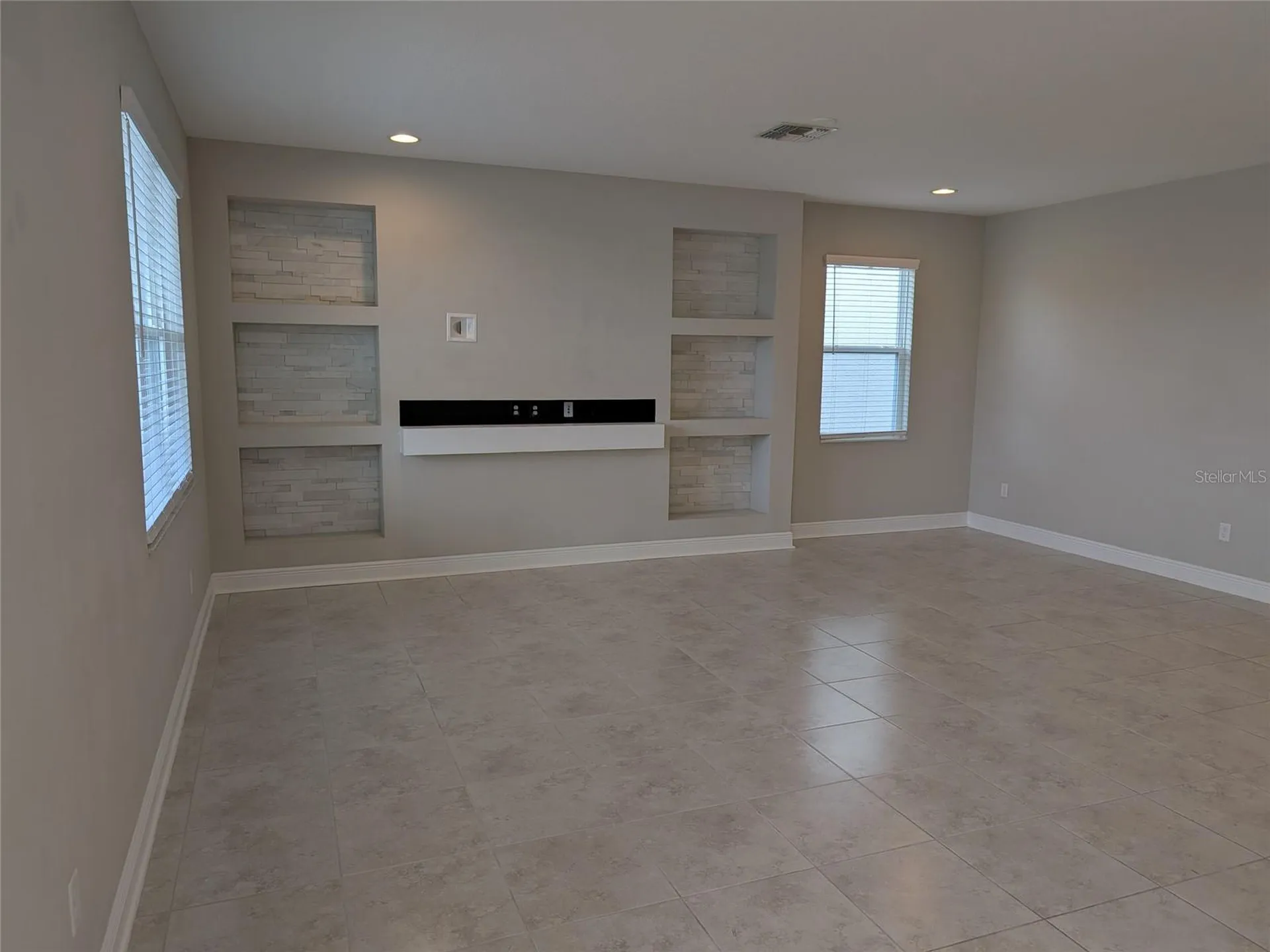 7545 Pool Compass Loop Wesley Chapel FL 33545